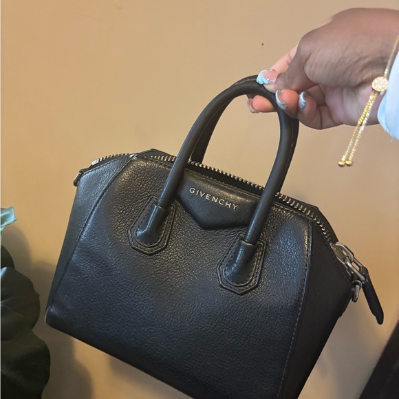 Givenchy Black Leather Handbag - Picture 1 of 3